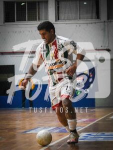Hacha Escalera FutS 105